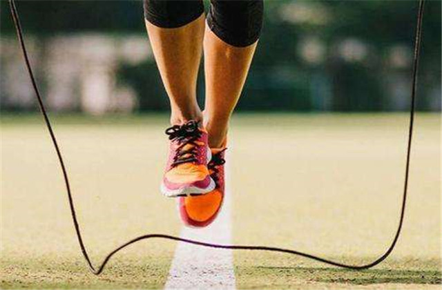 【万无“疫”失】宅家也能把肉减，居家微健身等你来体验